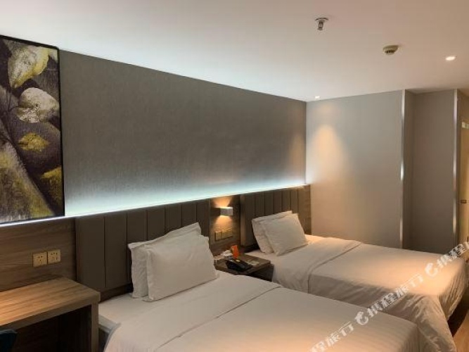 Economy Twin room