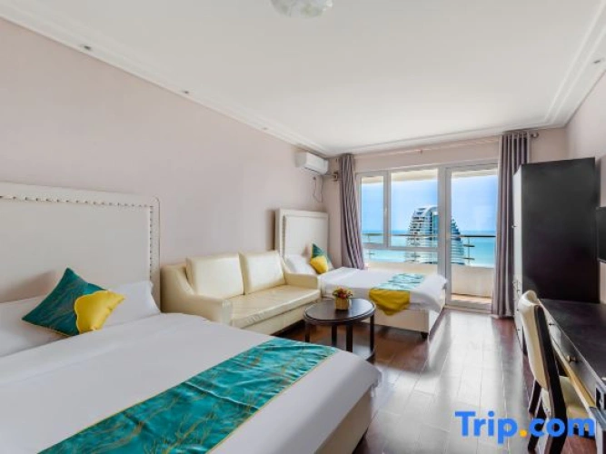 Standard Quadruple room with sea view