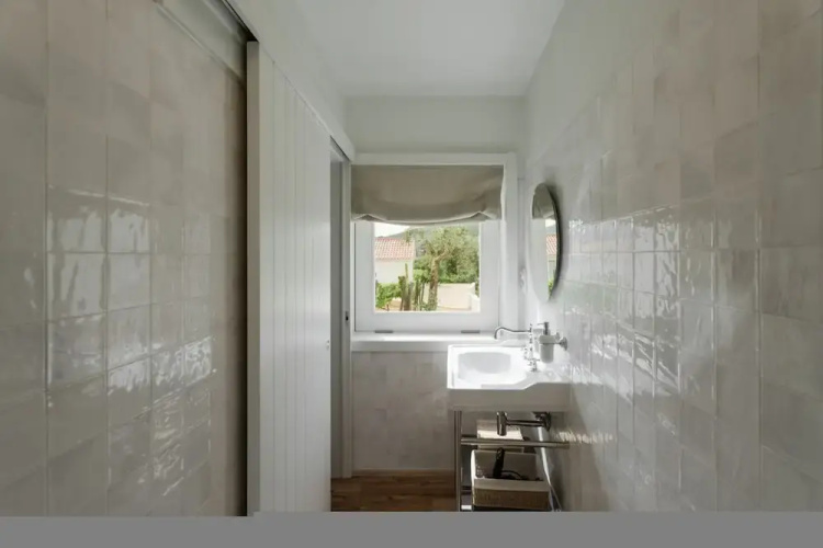 Imago Houses 2 - by MET