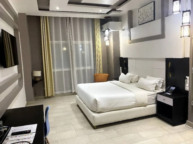 1 Bedroom Exclusive Double room with courtyard view