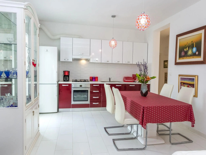 Gorgeous Villa in Vrsi with Swimming Pool