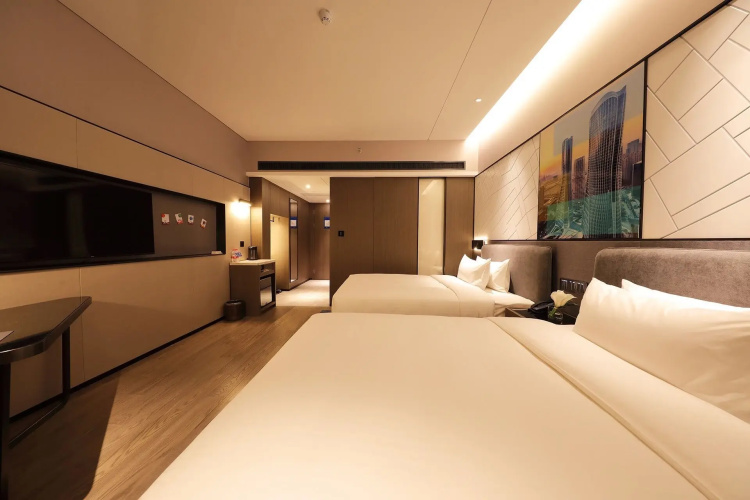 Hampton by Hilton Technology City