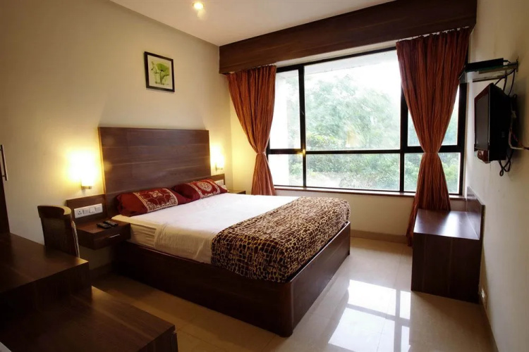 The Caliph Hotel & Executive Suites