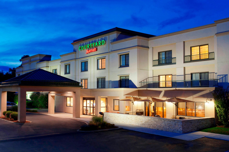 Courtyard By Marriott Newburgh Stewart Airport - Beacon, NY
