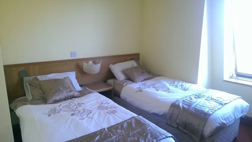 Dunbur Lodge