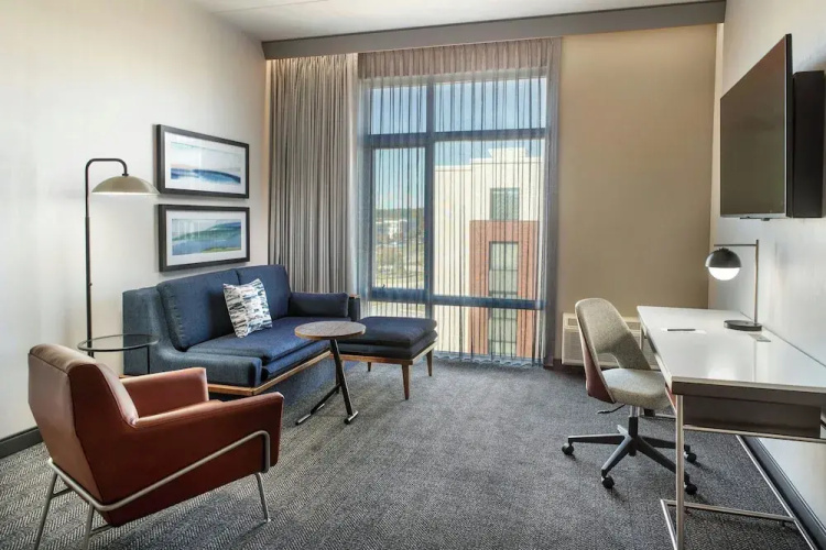 Courtyard BY Marriott Atlanta Covington