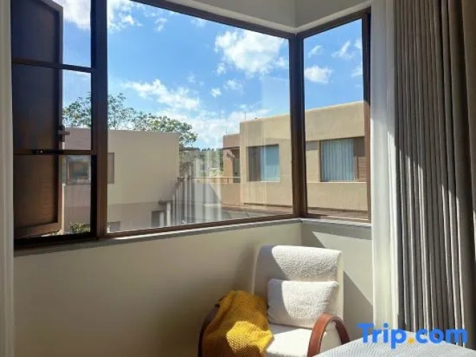 2 Bedrooms Suite