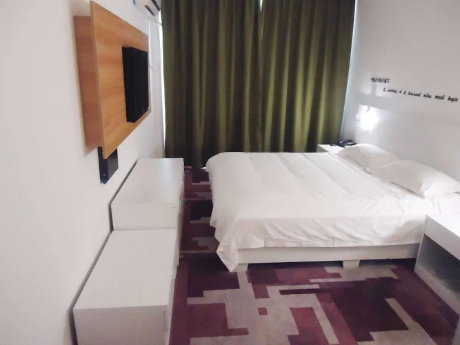 Motel 168