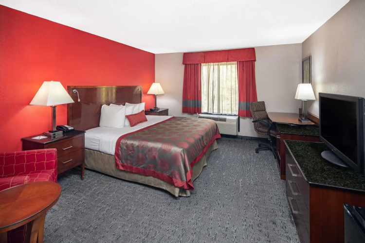 Ramada Limited Suites Alpharetta