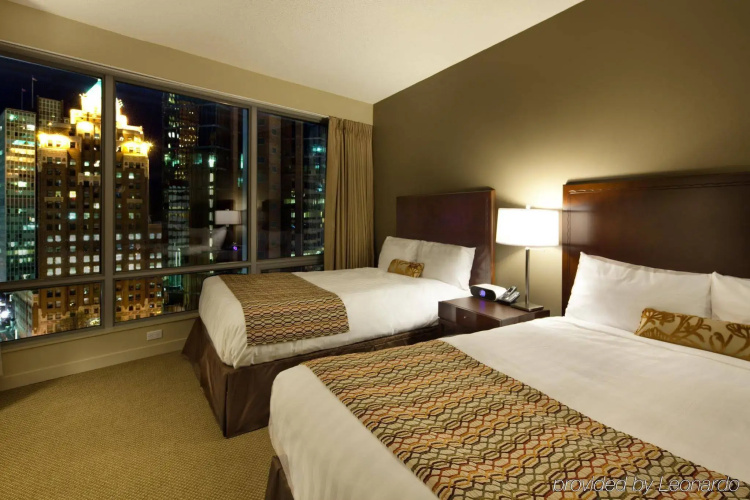 Auberge Vancouver Hotel
