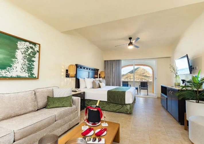 Deluxe Junior Suite with balcony