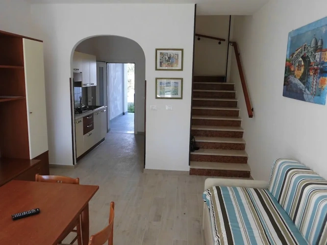 2 Bedrooms Villa with balcony and with garden view