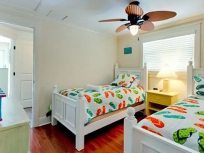 Paradise Pointe