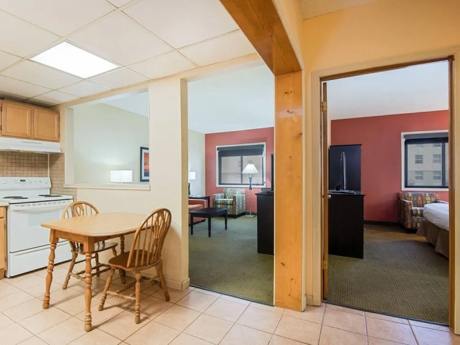Double Suite