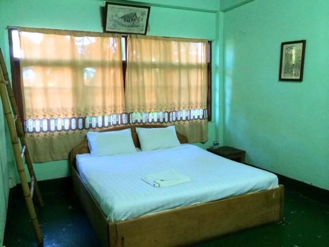 Thakhek Travel Lodge