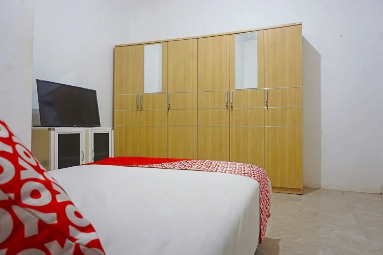 Hotel O Pondok Feby Makassar