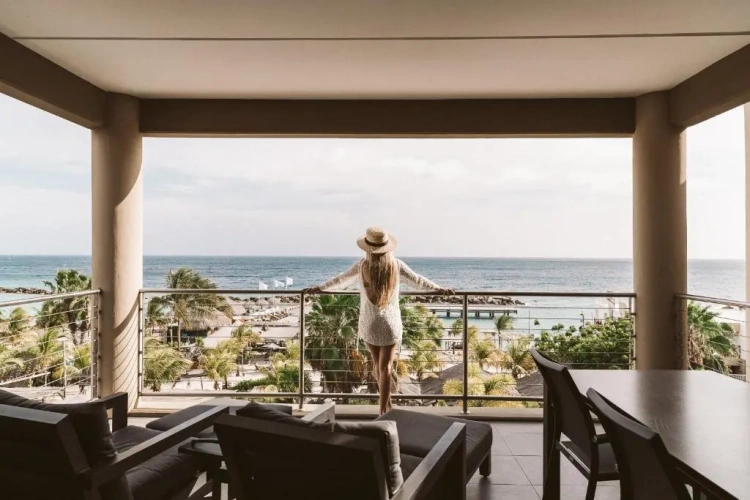 2 Bedrooms Deluxe Apartment with sea view