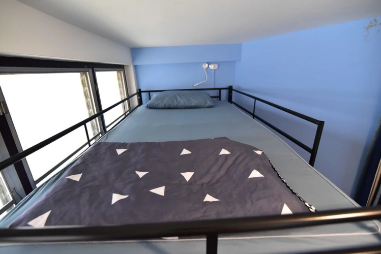 Lazy Blue House - Hostel