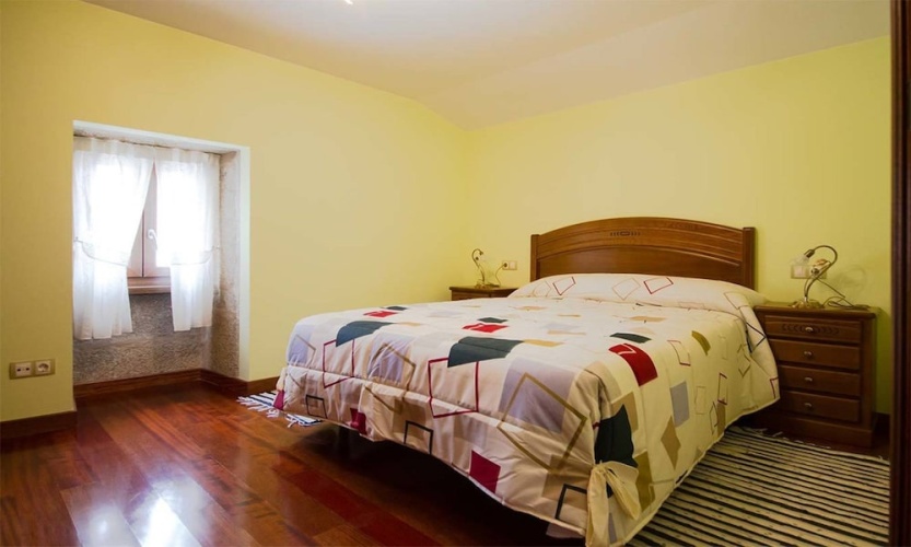104490 - House in Cee