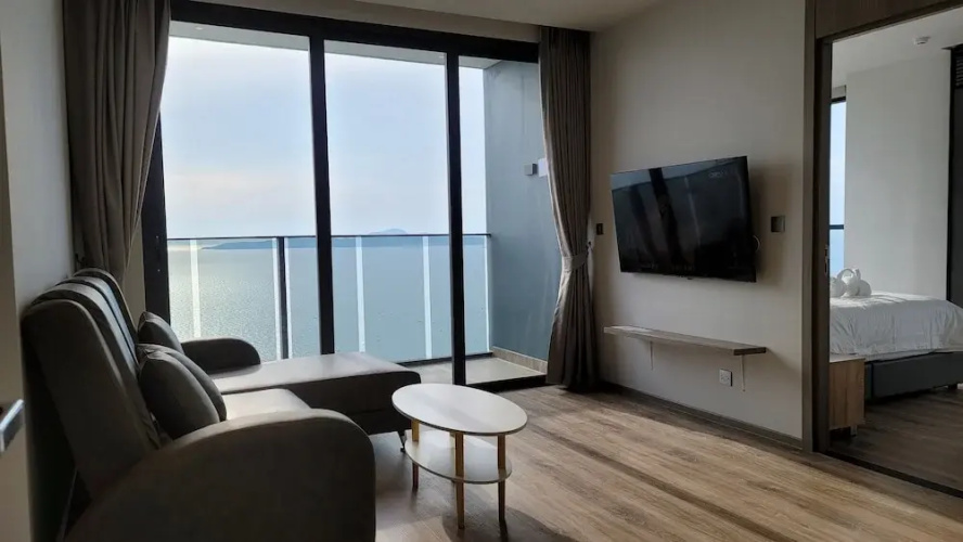 Sea view 253 The Base Central Pattaya
