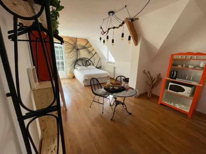 Comfort room