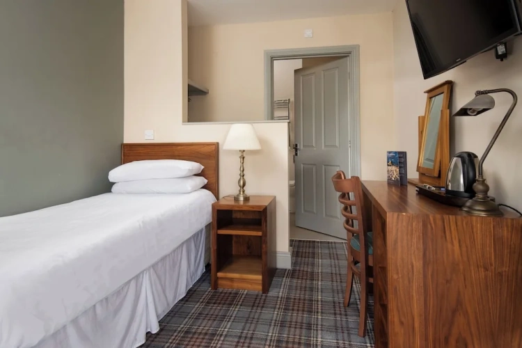 Standard Double Family room