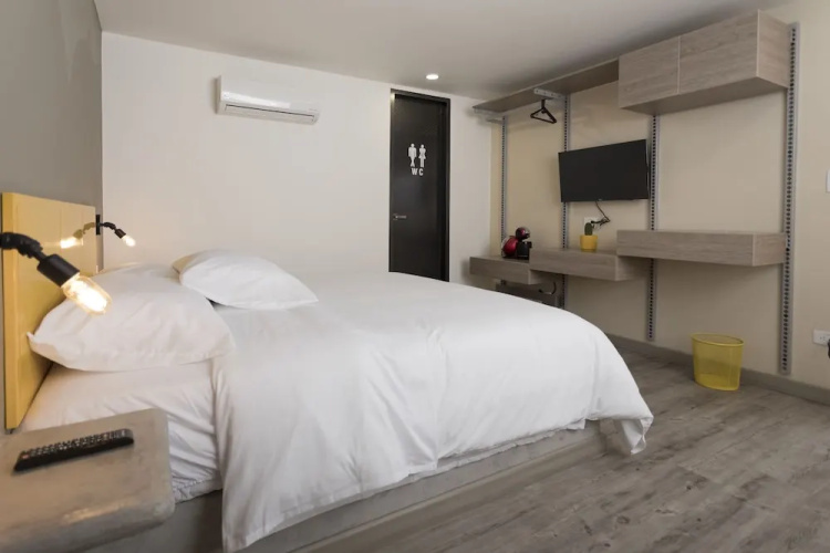 Hotel Distrito 21