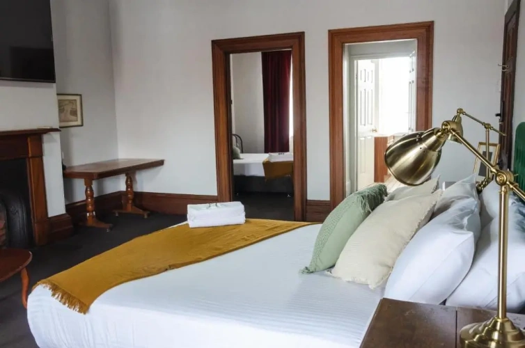 2 Bedrooms Suite