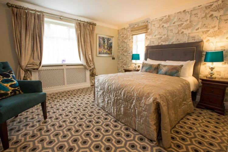 Anner Hotel
