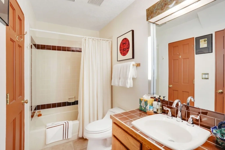 3 Bedrooms Cottage