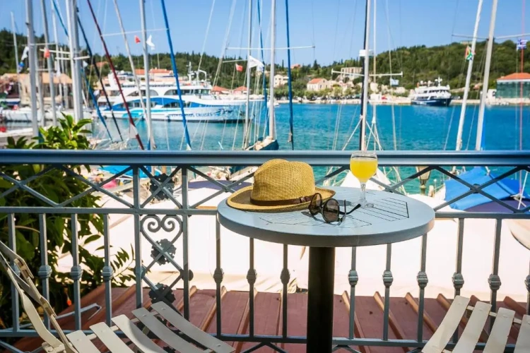 Standard Double room with balcony and with sea view