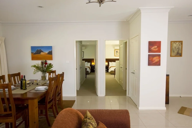 2 Bedrooms Luxury Apartment