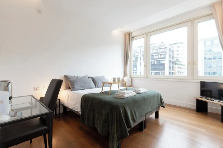 Deluxe Double room with city view