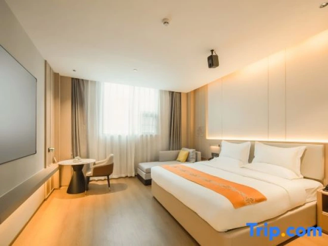 Premium Attic Suite