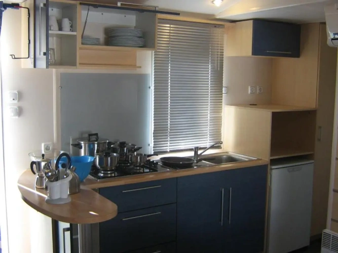 2 Bedrooms Double Bungalow