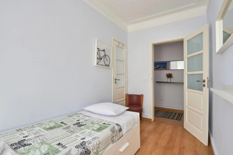 Aesthetic Riverview Apartment in Historical Lisbon