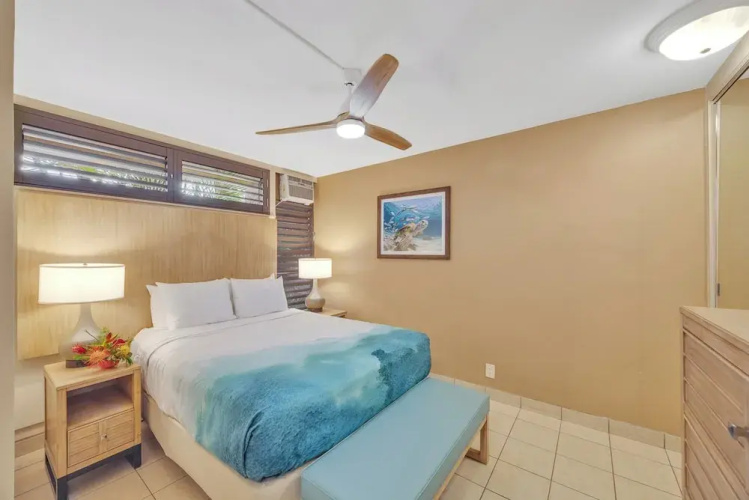 Kuleana Club - 712
