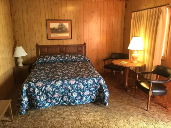 HomeField Inn.