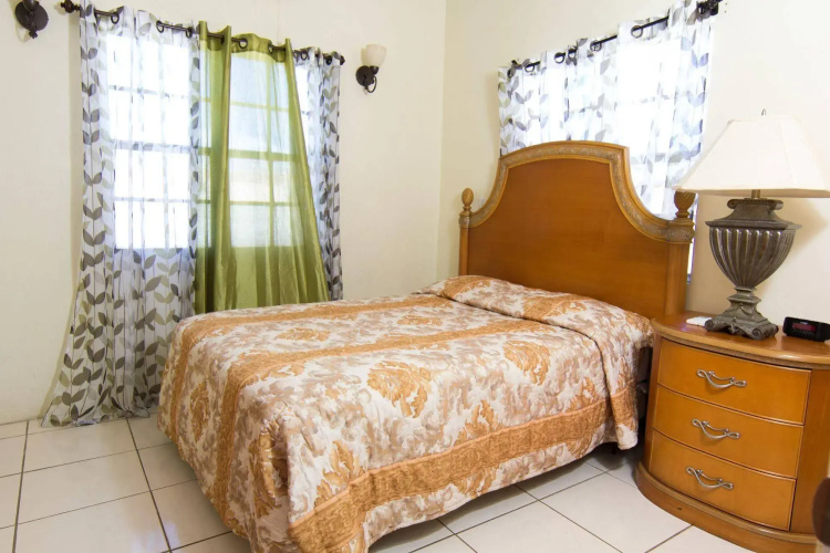 Connie's Comfort Suites