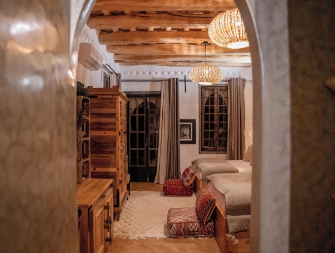 Standard Twin room with mountain view
