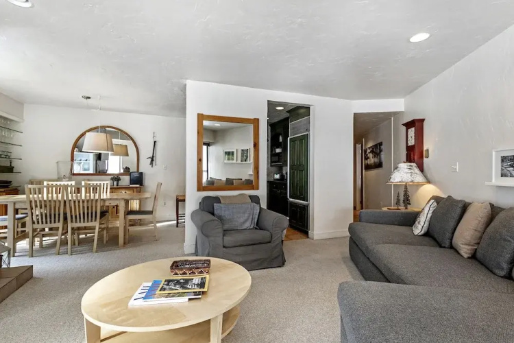 103 Fallridge Miniums 3 Bedroom Condo by RedAwning