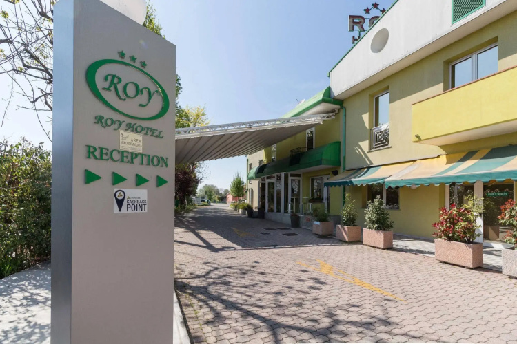 Roy Hotel