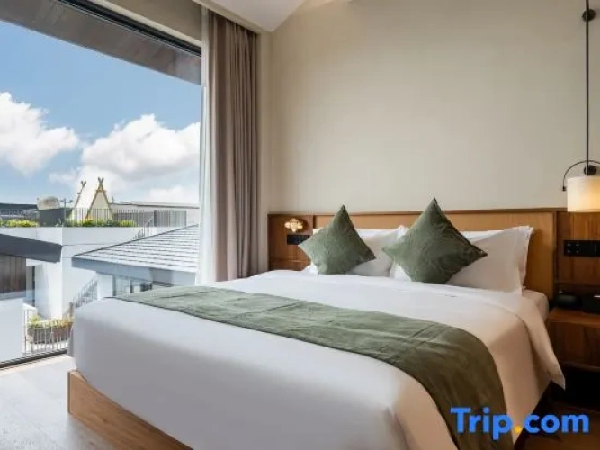 Standard Double room with garden view