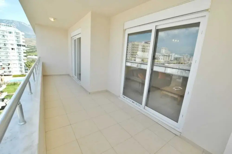 Guitar Apartment