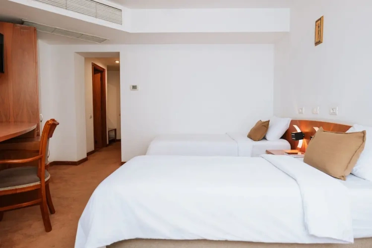 Classic Twin room
