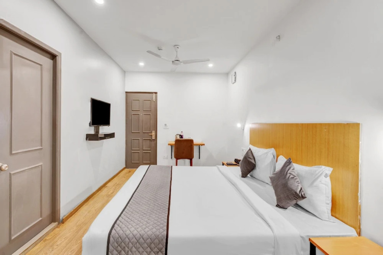 UPAR Hotels Uthandi ECR
