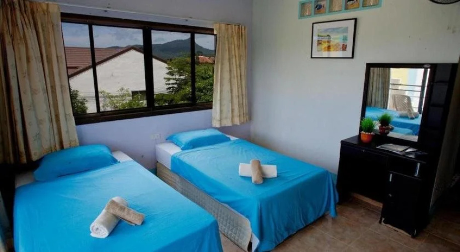 Raya Guest House