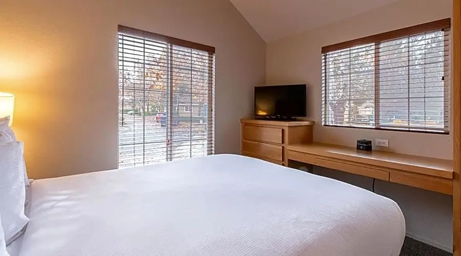 1 Bedroom Cottage