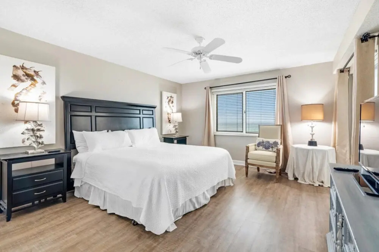 Sandy Key 335