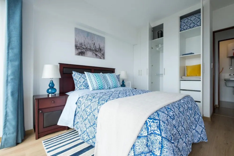 Classy 1 BR Barranco Apartment High Floor